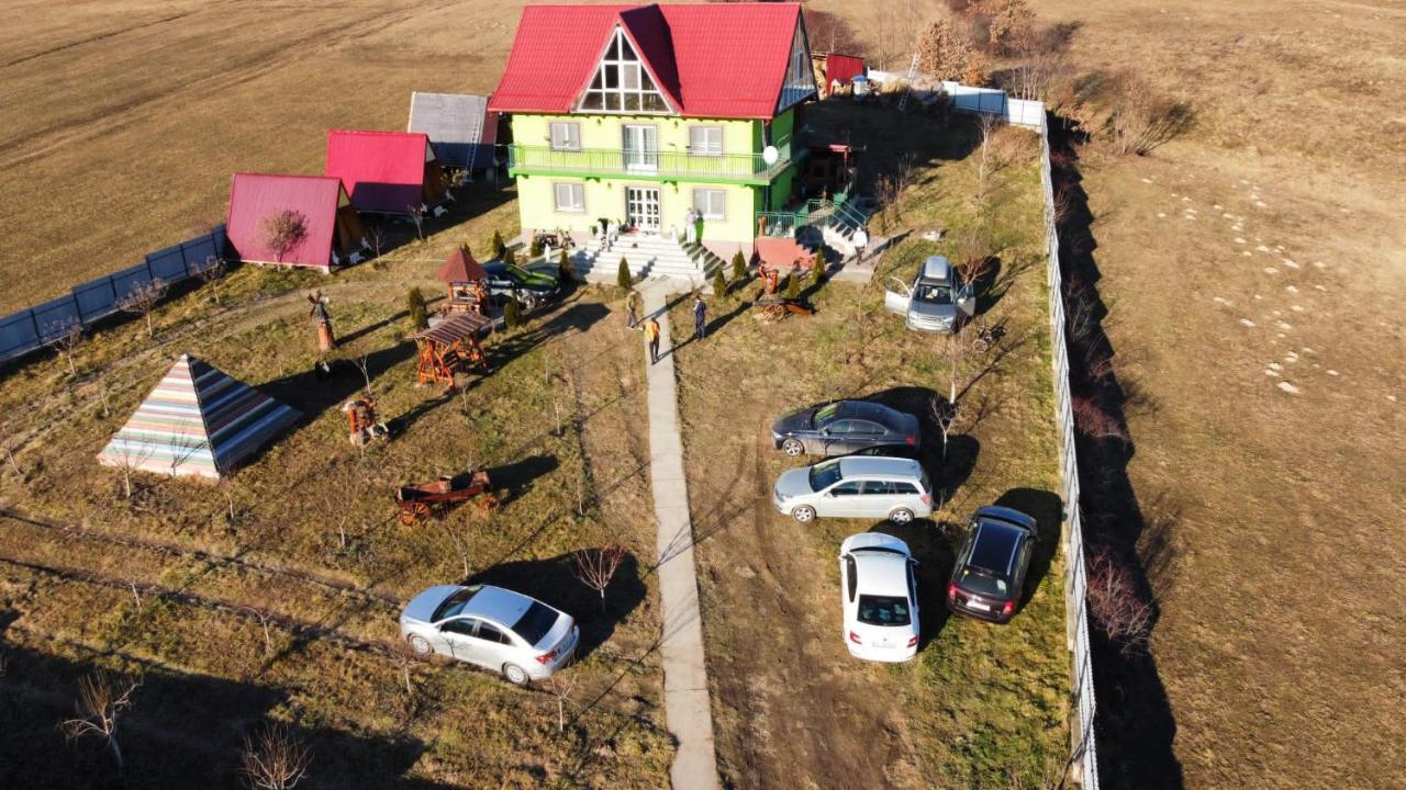 La Capra Vecinului Vila Oglinzi Exterior foto